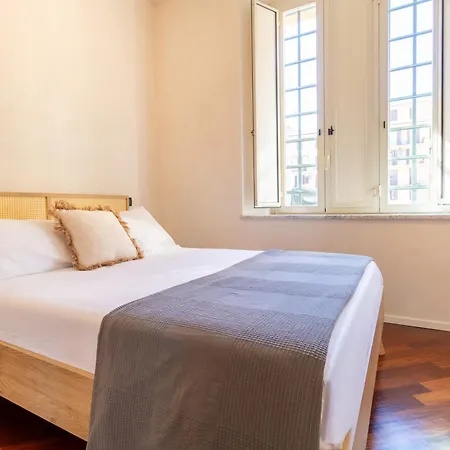 Apartment Next To St Peter-3